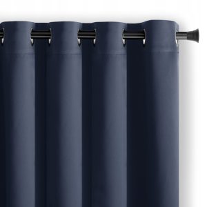 Zasłona 90% zaciemniająca 140x175 cm blackout granatowa na przelotkach